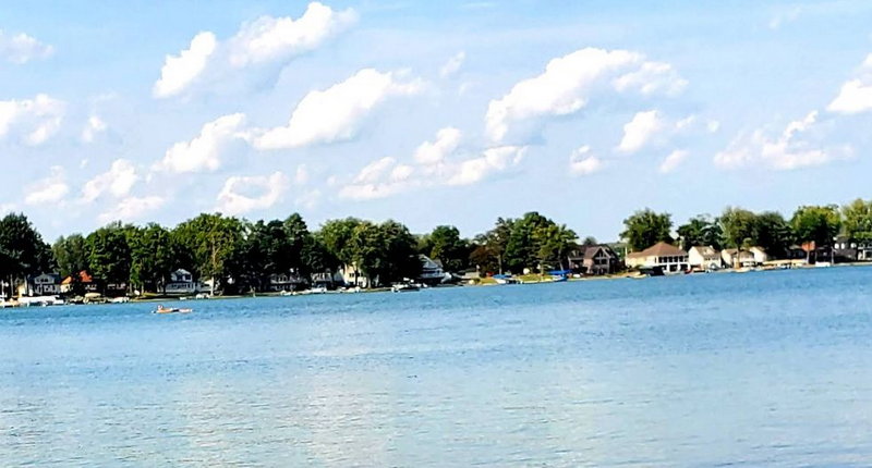 Fishers Lake (Fisher Lake, Fishers Lake) - Street View (newer photo)